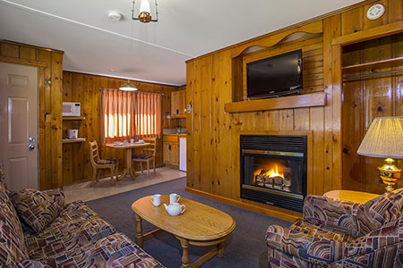 Jasper Riverside Chalet for 2 Becker’s Chalets